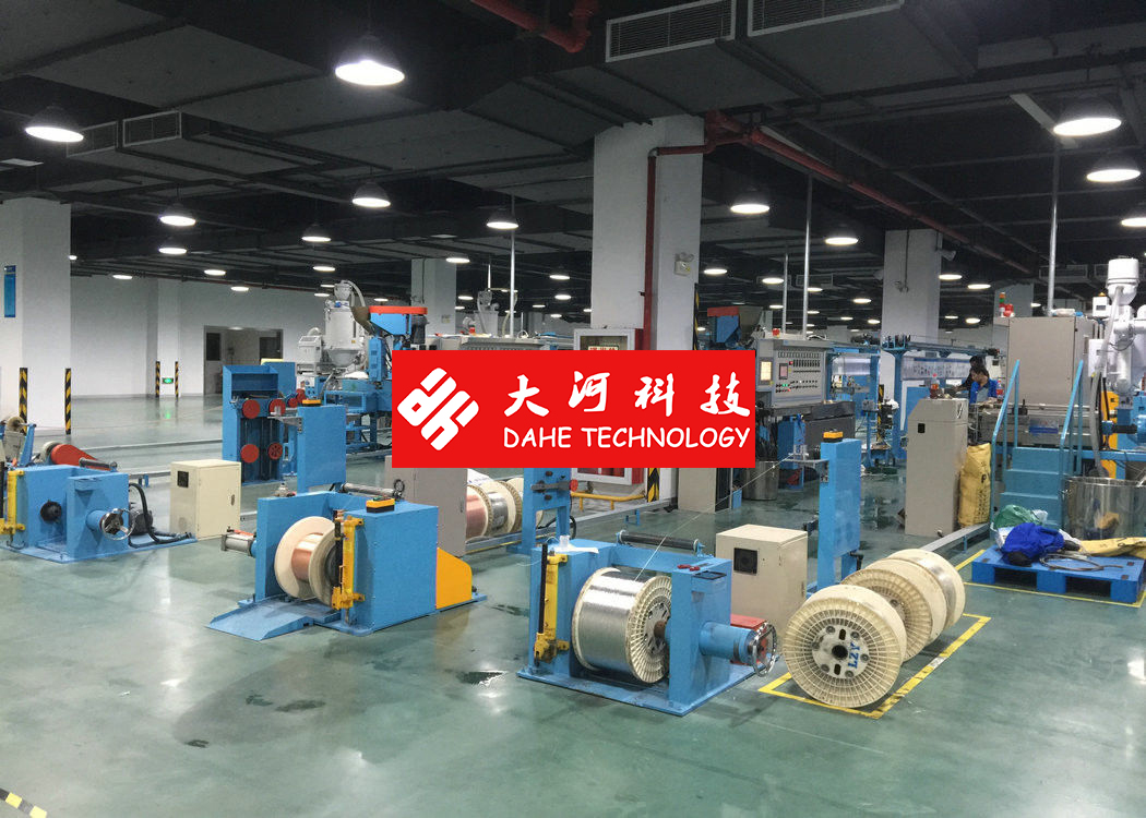 Plastic Extruder Machine For BV Building Cable With 70 Extruder Main Machine 45 Injection