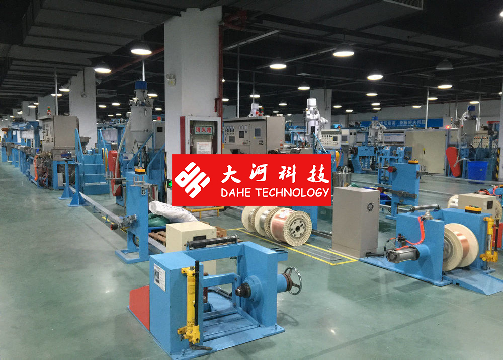 Plastic Wire Extrusion Machine , Power Wire Insulated Sheathing For Wire Dia 5.0-20mm