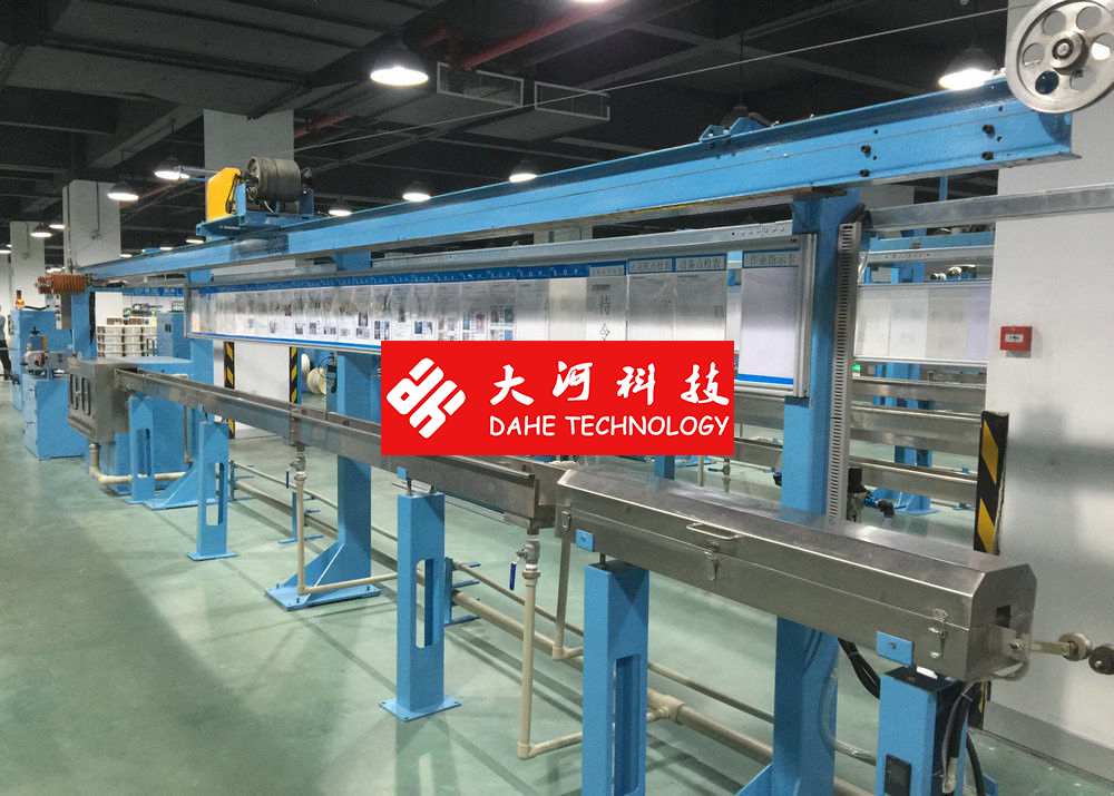Dahe Photovoltaic Plastic Extruder Machine With Screw Dia 70mm For Wire Dia 1.5-12mm