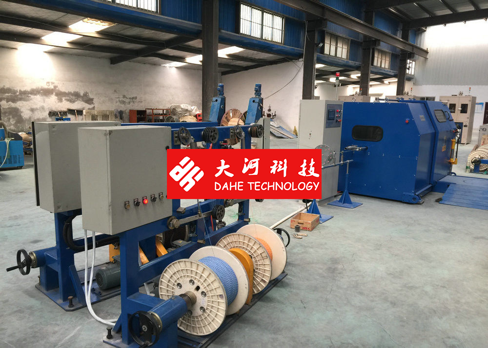 Copper Wire single cable machine / cable laying machine Dia 0.6-3mm
