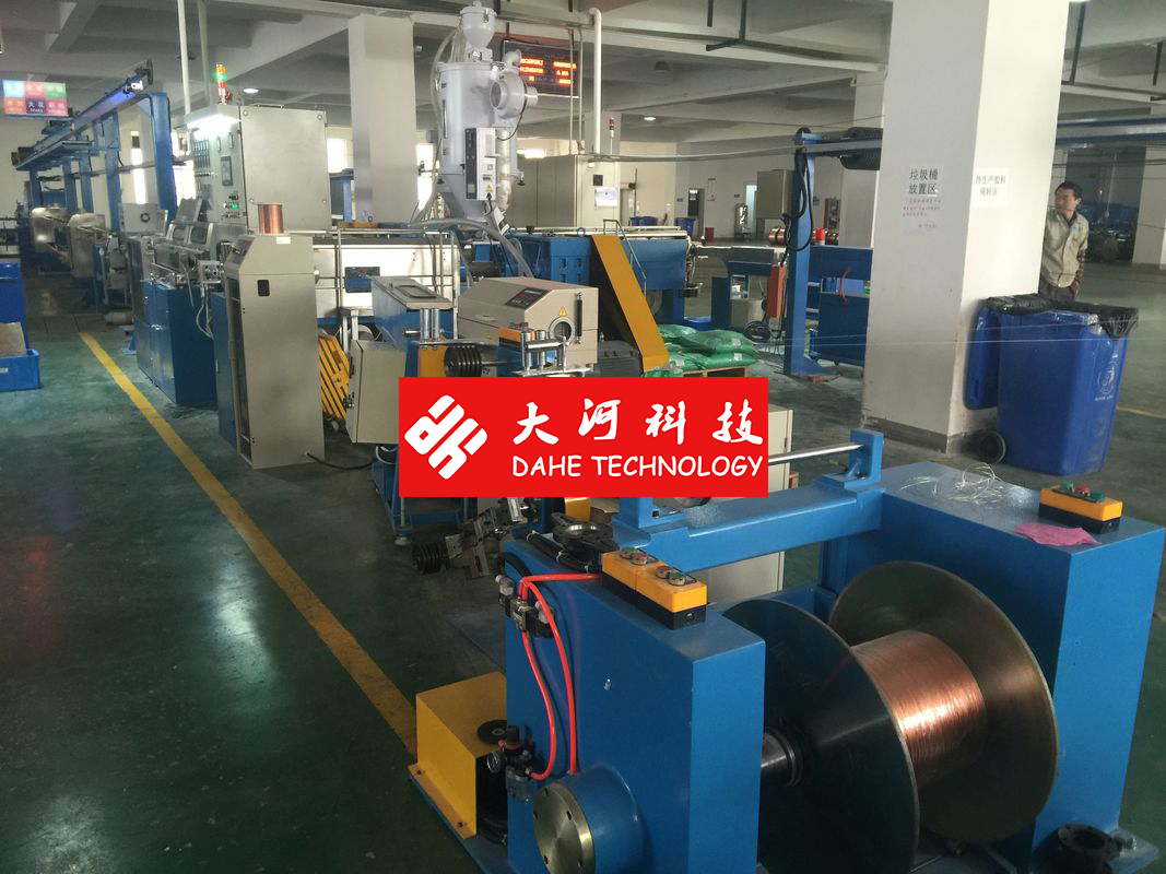 High Speed Automobile Wire Extrusion Machine 60Kg / H Extrusion Output