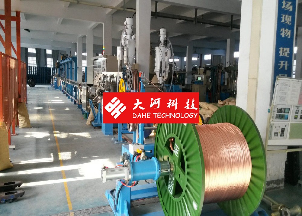 15Kw Plastic Insulating Wire Extruder Machine Screw Dia 60mm With Double Layer Cooling Device