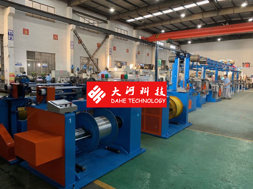 Automobile Wire Rewinding Machine 600M / Min Motor Control Cable Extrusion Line