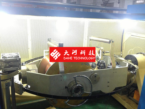 Durable Double Wire Twisting Machine With PLC Touch Screen Controller